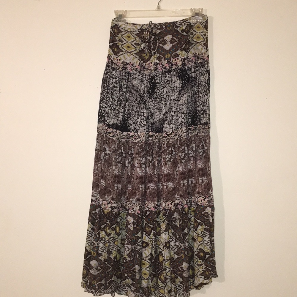 Chelsea & Violet Skirt